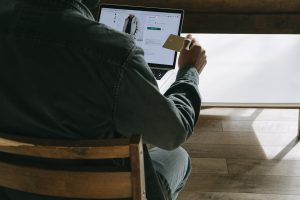 Best fintech companies to use for e-commerce payment integration.